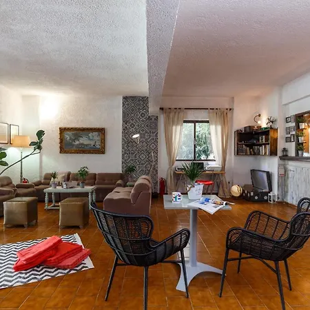 Emmanuel Rhodes City