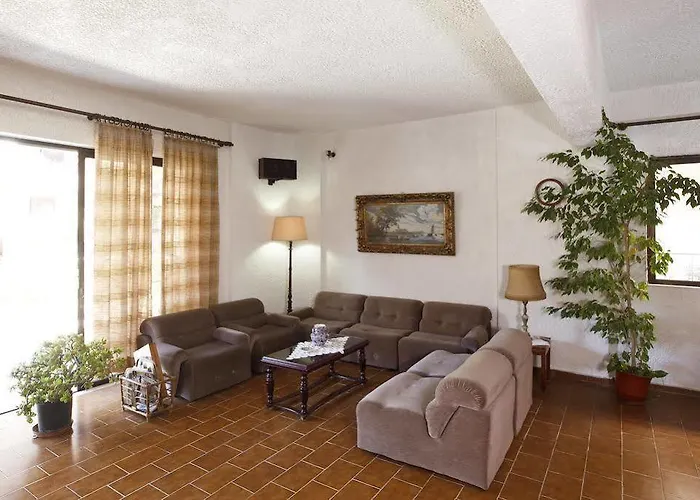 Emmanuel Apartmanhotel 4*