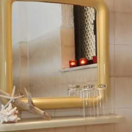 Emmanuel מלון דירות 4*