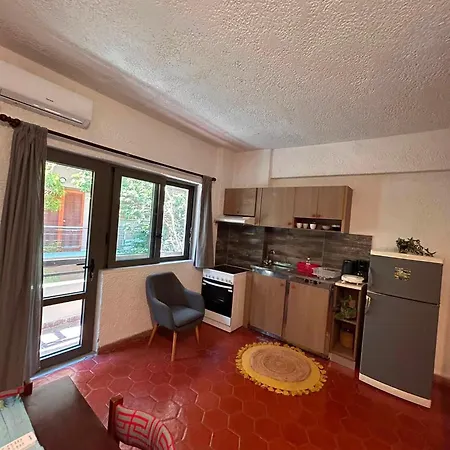 Emmanuel Apartmanhotel