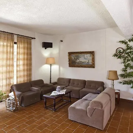 Emmanuel Aparthotel 4*