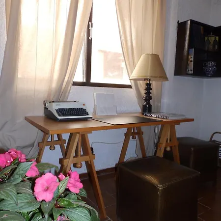 Hotel apartamentowy Emmanuel